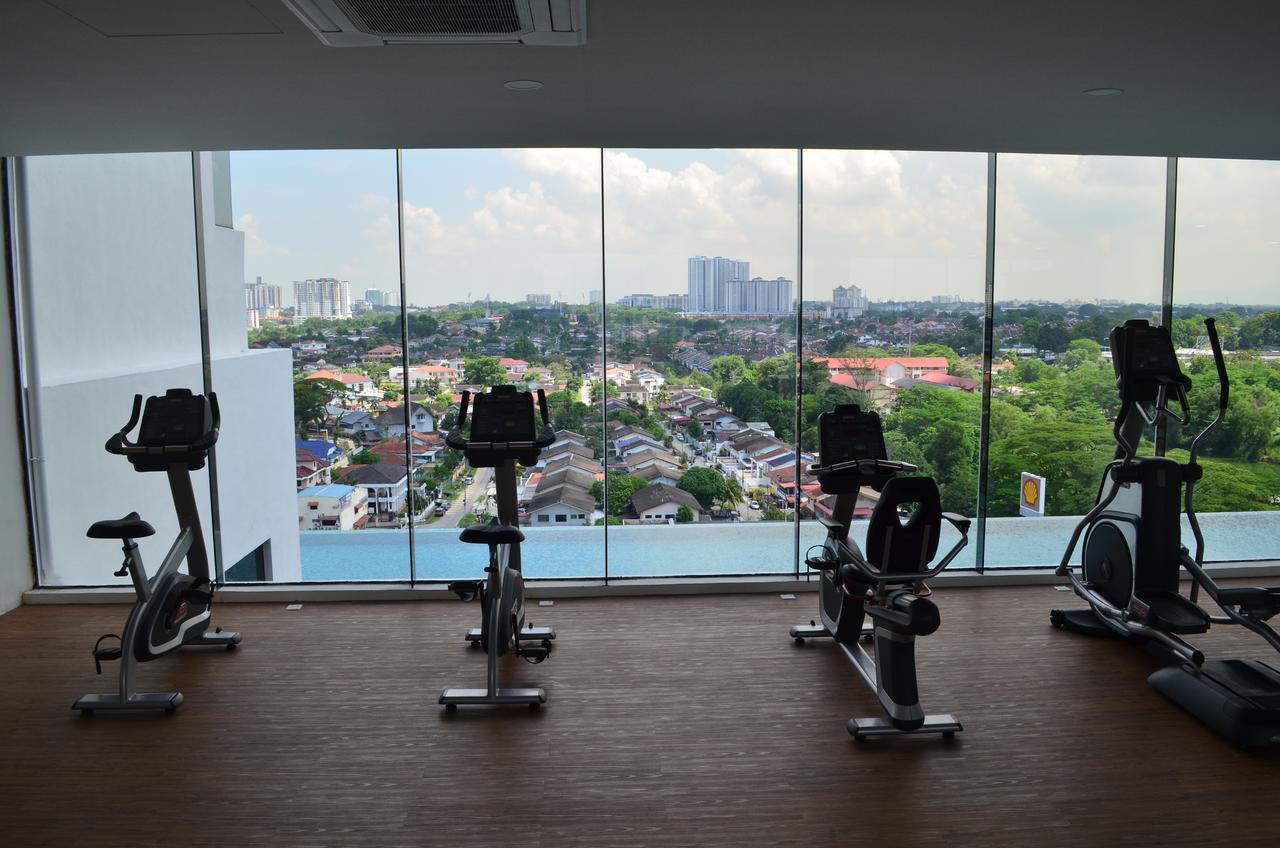 1 Tebrau Suites By Subhome Johor Bahru Exterior foto