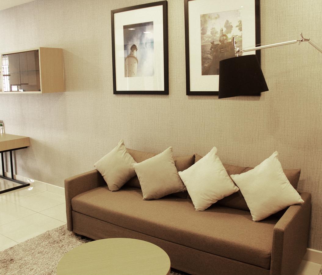 1 Tebrau Suites By Subhome Johor Bahru Exterior foto
